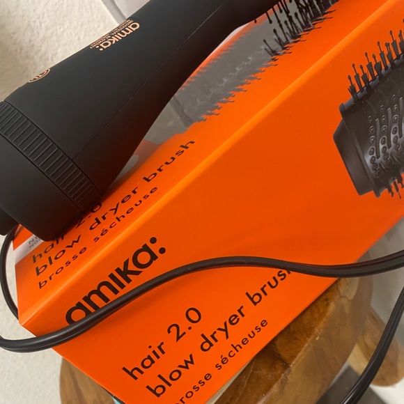 Brand New Anika Hair Dry brush. - Picture 2 of 3